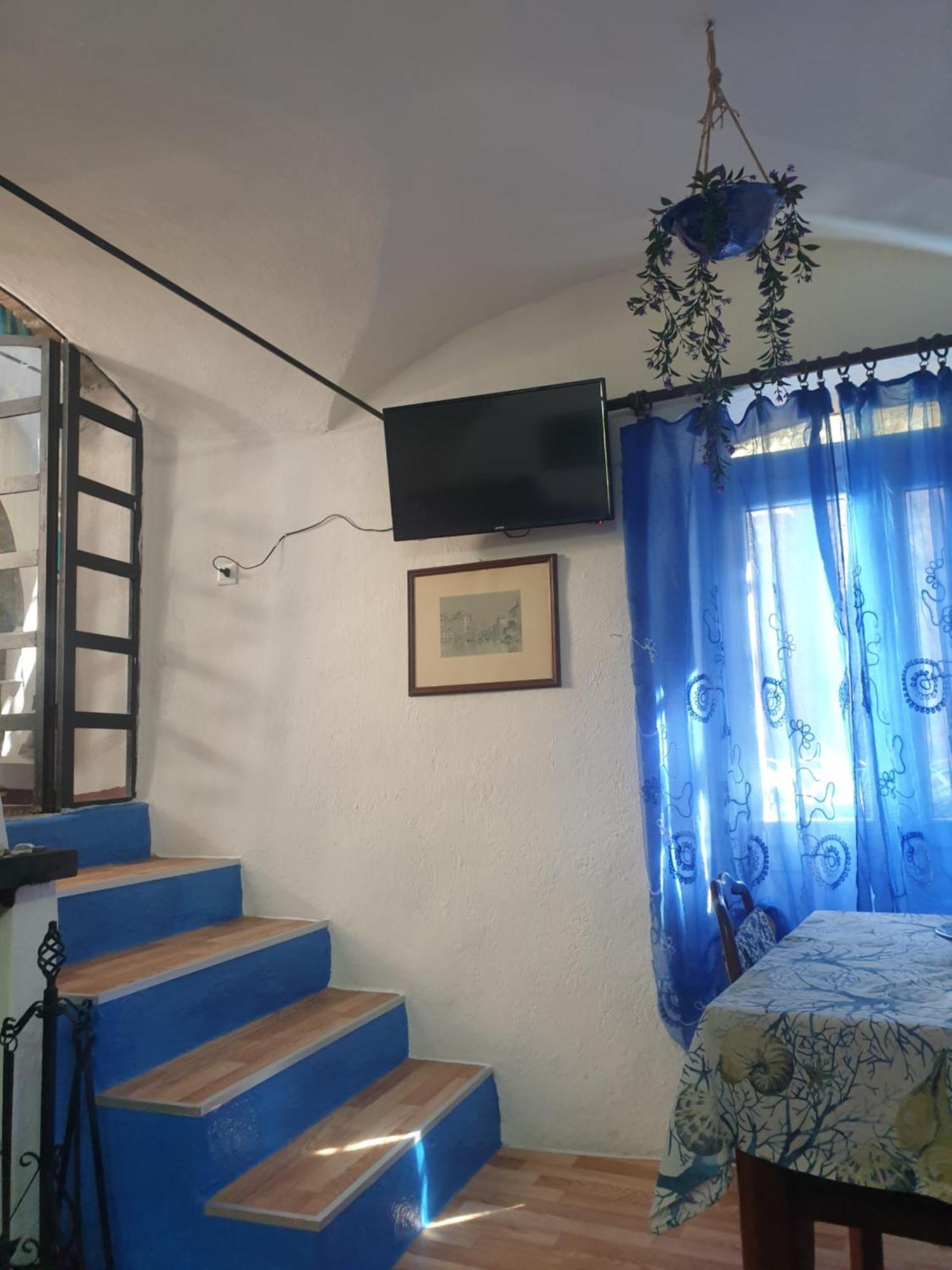Casa Di Ingrida Bussana Vecchia Villa Сан Ремо Екстериор снимка